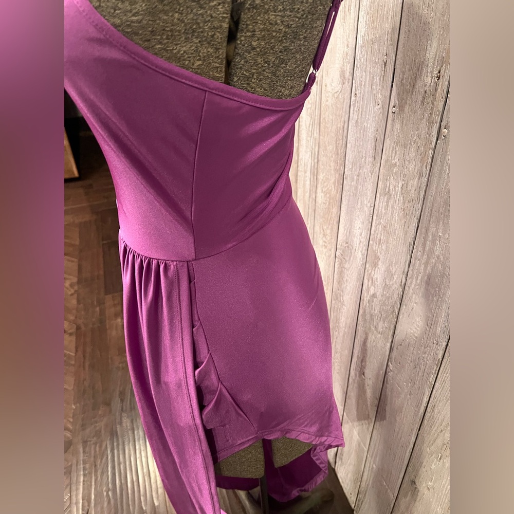 Elegant Pink Asymmetrical Dress - Picture 4 of 9
